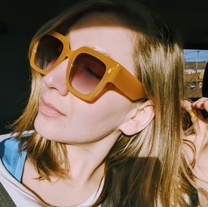 Meet your Posher, Kim